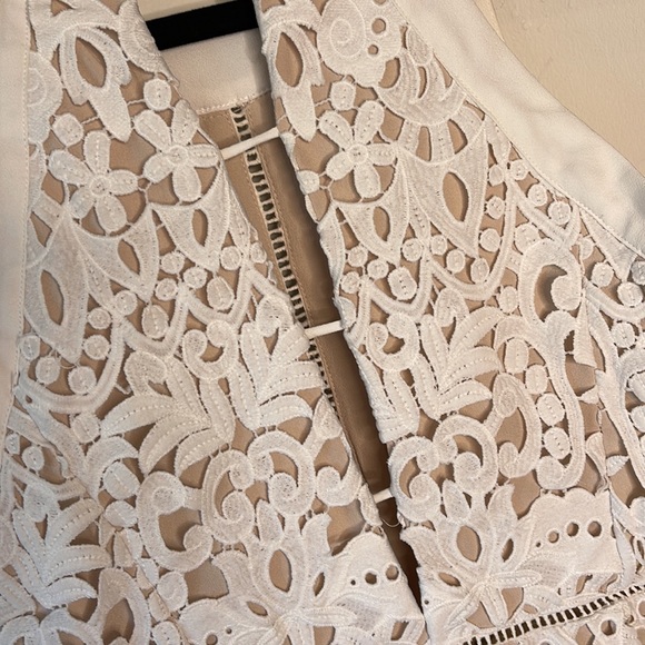 Adeptness Rae Romper - Picture 5 of 5